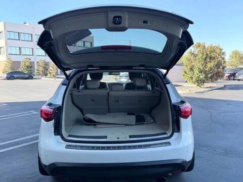 2013 Infiniti FX37