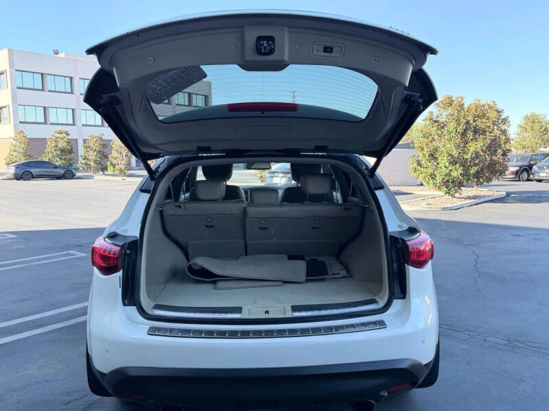 2013 Infiniti FX37