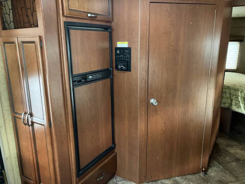 2015 Thor Motor Coach ACE