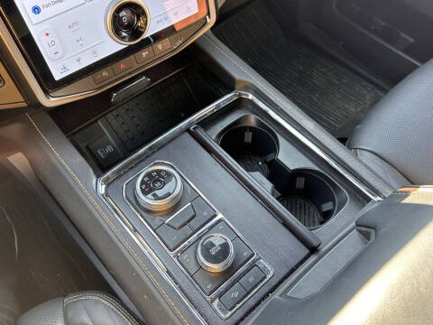 2023 Ford Expedition MAX Platinum