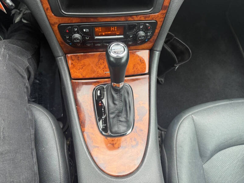 2004 Mercedes-Benz CLK CLK 320