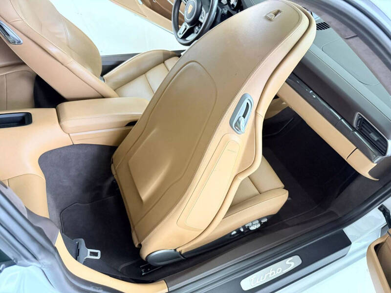 2017 Porsche 911 Turbo S