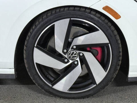 2022 Volkswagen Golf GTI S