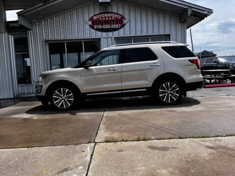 2017 Ford Explorer Platinum