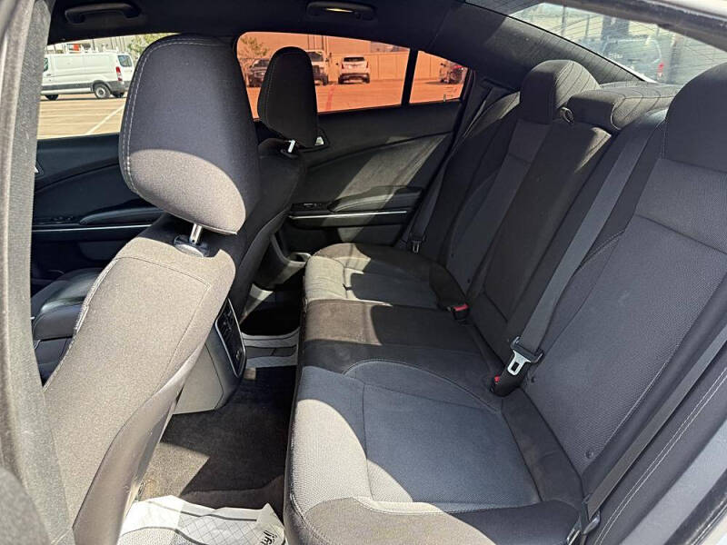 2015 Dodge Charger SE