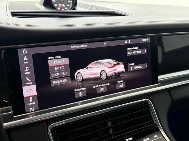 2019 Porsche Panamera Turbo