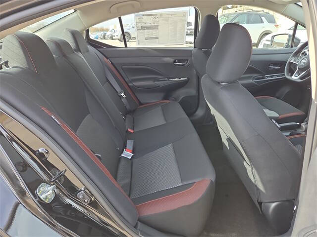 2025 Nissan Versa SR