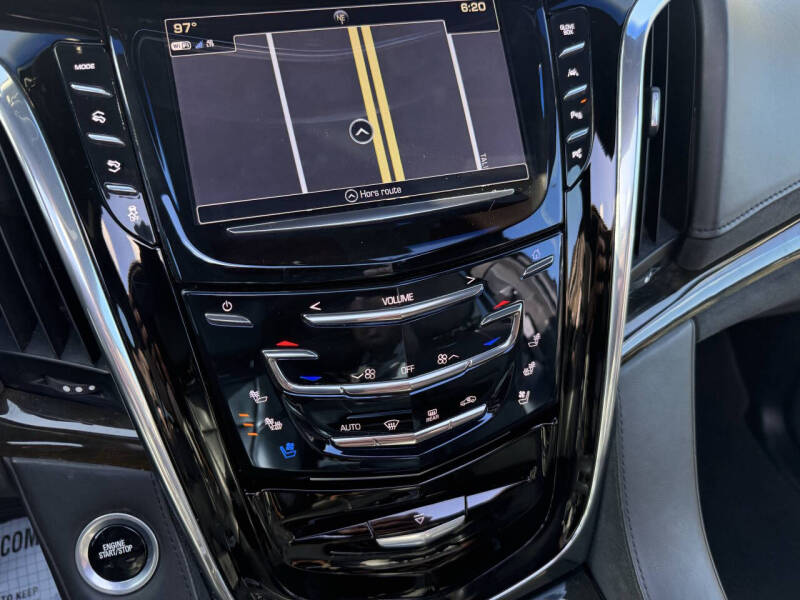 2017 Cadillac Escalade Platinum