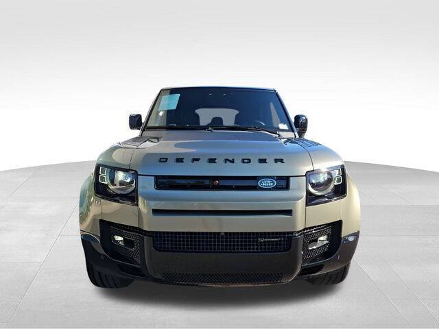 2023 Land Rover Defender 110 X-Dynamic SE