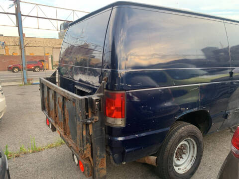 2010 Ford E-Series E-350 SD