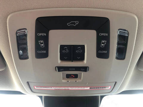 2024 Toyota Sienna XLE 7-Passenger