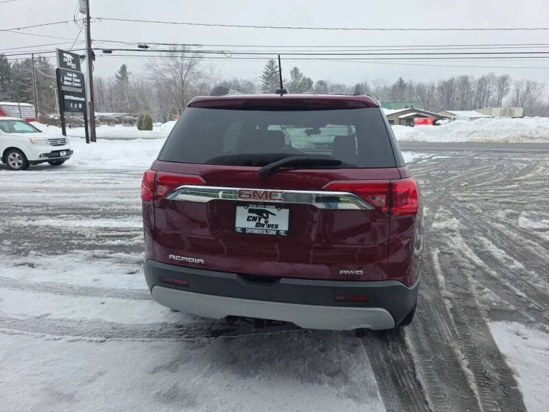 2017 GMC Acadia SLE-2