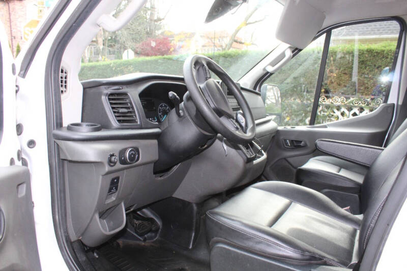 2023 Ford Transit 250