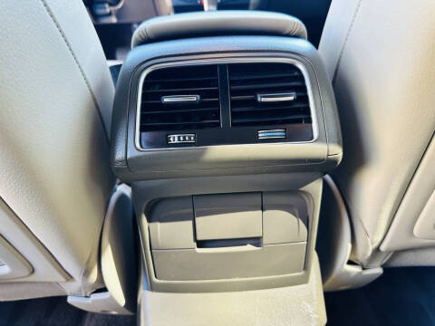 2013 Audi Q5 2.0T quattro Premium Plus