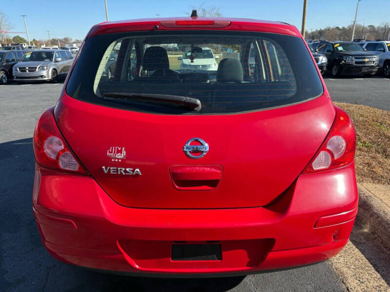 2012 Nissan Versa 1.8 S