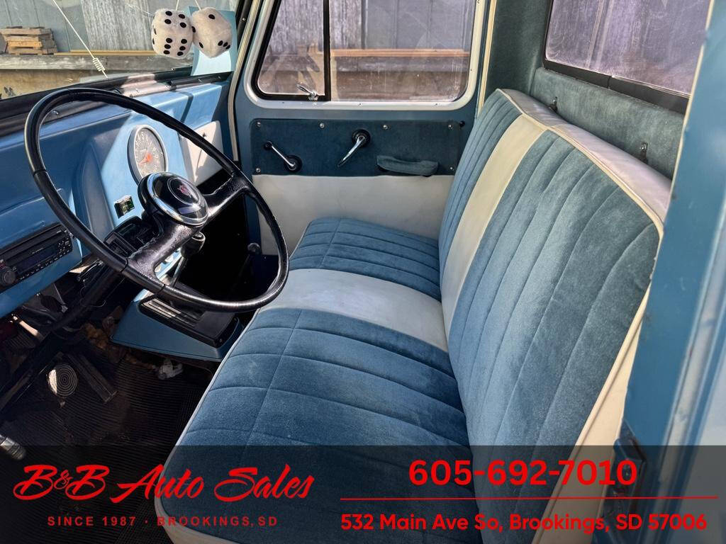 1962 Willys Jeep Pickup 19