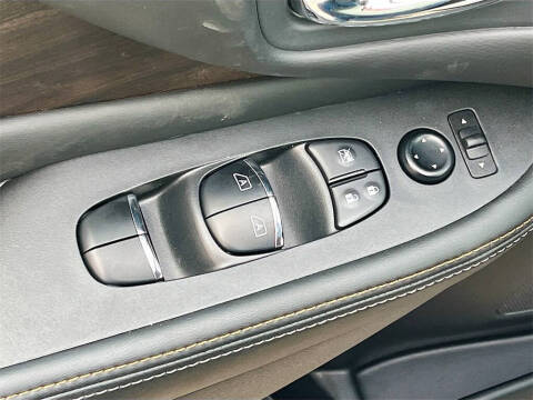 2023 Nissan Murano Platinum