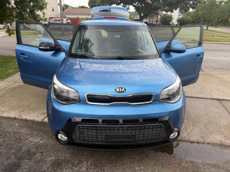 2016 Kia Soul +