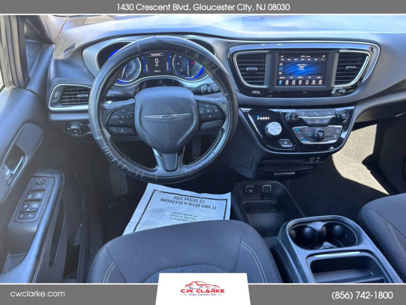 2020 Chrysler Pacifica Touring