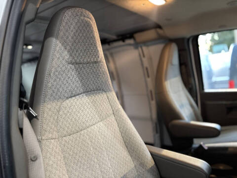 2019 GMC Savana 3500