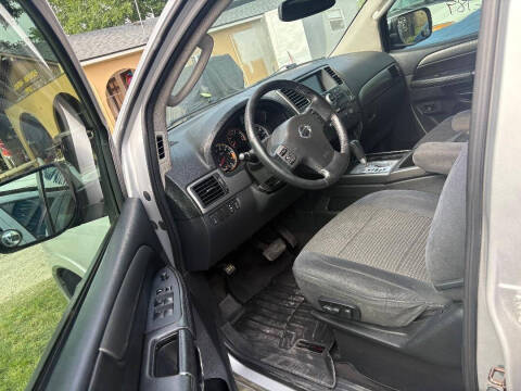 2012 Nissan Armada SV