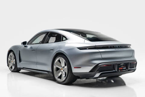 2020 Porsche Taycan Turbo
