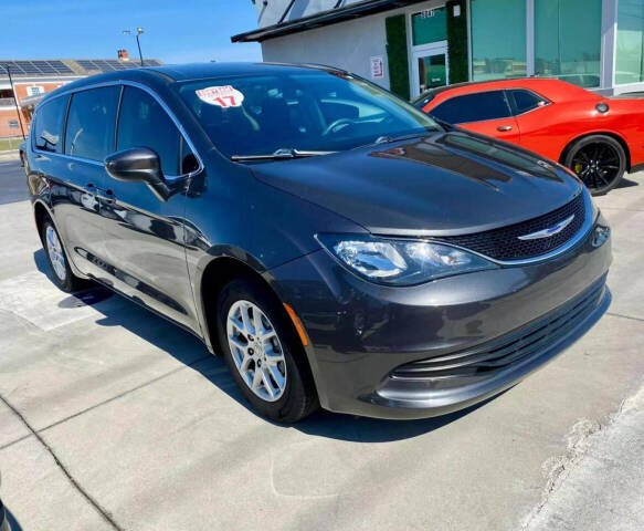 2017 Chrysler Pacifica for sale at Sonydam Auto Sales Orlando in Orlando, FL