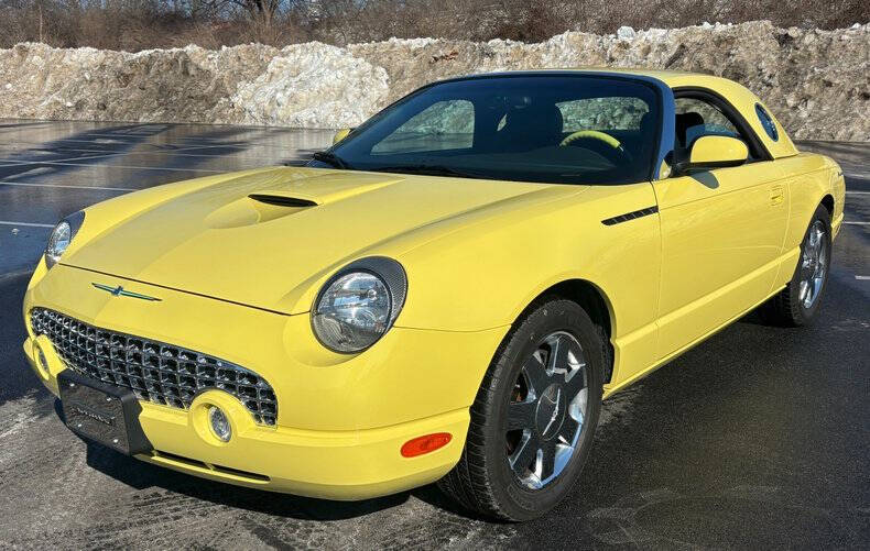 2002 Ford Thunderbird Deluxe