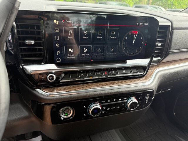 2024 GMC Sierra 1500 Elevation Standard