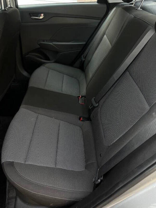 2022 Hyundai Accent SE