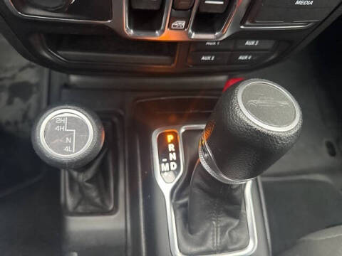 2023 Jeep Gladiator Sport