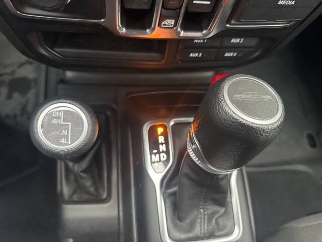 2023 Jeep Gladiator Sport