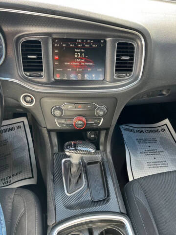 2016 Dodge Charger SXT