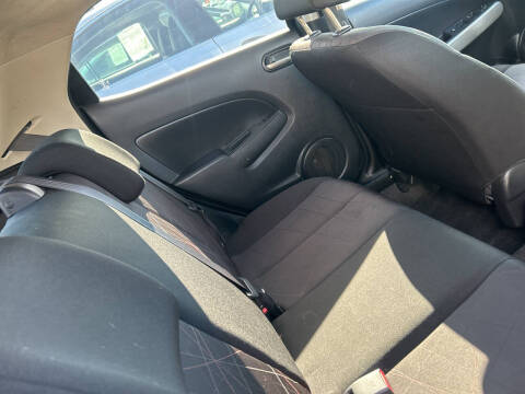 2013 Mazda MAZDA2 Sport