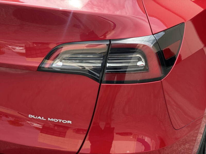 2023 Tesla Model Y Long Range