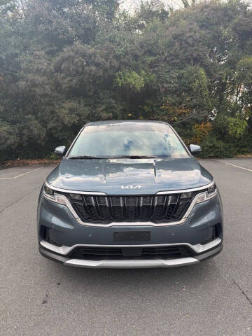 2024 Kia Carnival EX