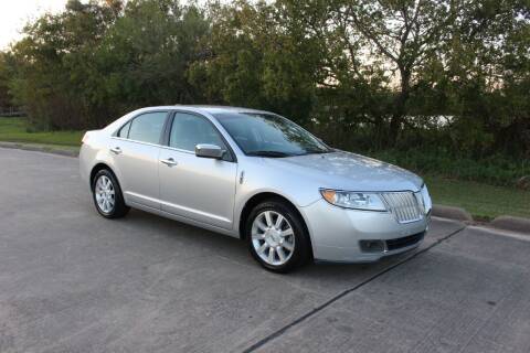 2012 Lincoln MKZ for sale at Clear Lake Auto World in League City TX