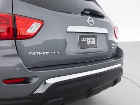2019 Nissan Pathfinder SL