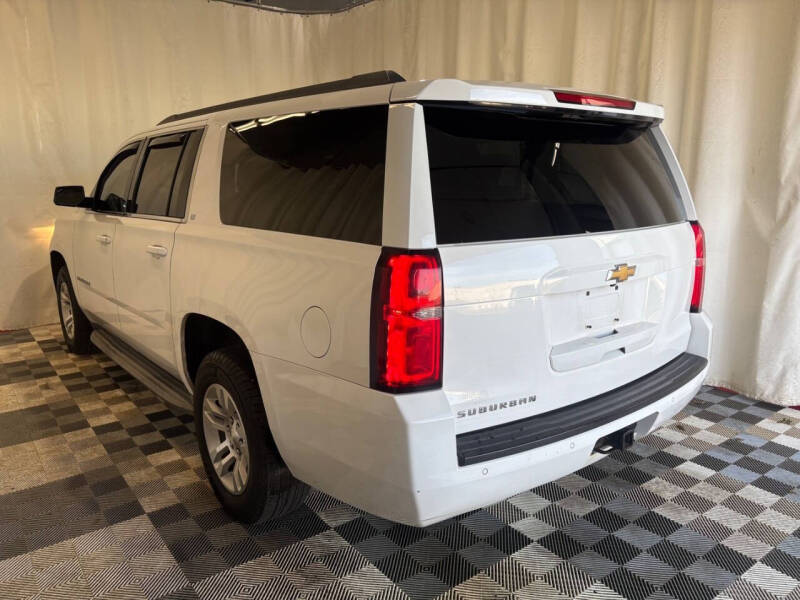 2015 Chevrolet Suburban LT