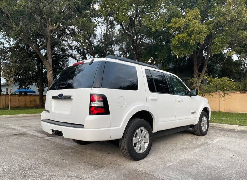 2008 Ford Explorer XLT