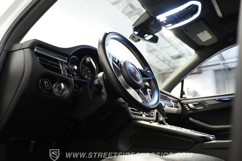 2019 Porsche Macan