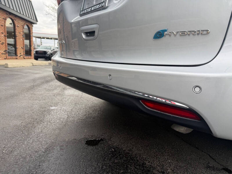 2024 Chrysler Pacifica Plug-In Hybrid Select