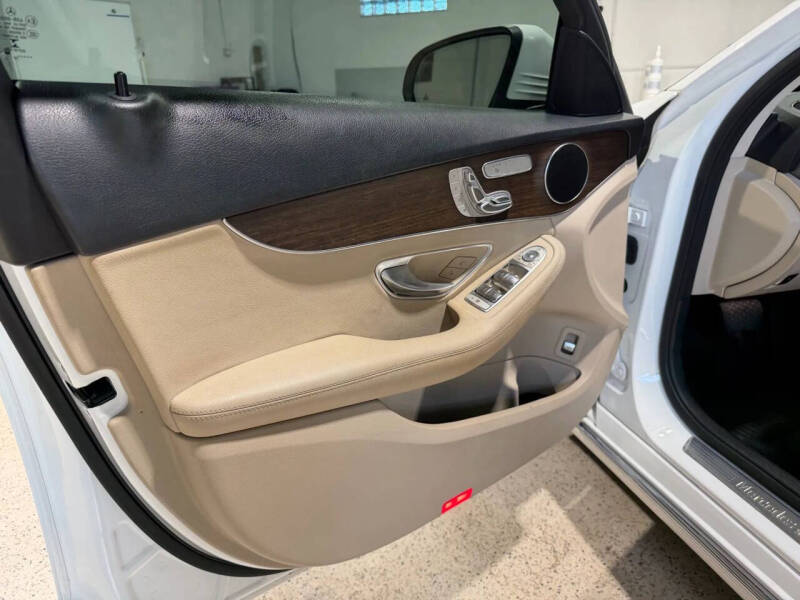 2021 Mercedes-Benz C-Class C 300