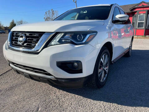 2020 Nissan Pathfinder SV