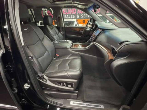 2016 Cadillac Escalade ESV Luxury Collection