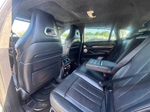 2015 BMW X6 M