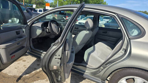 2003 Ford Taurus SES