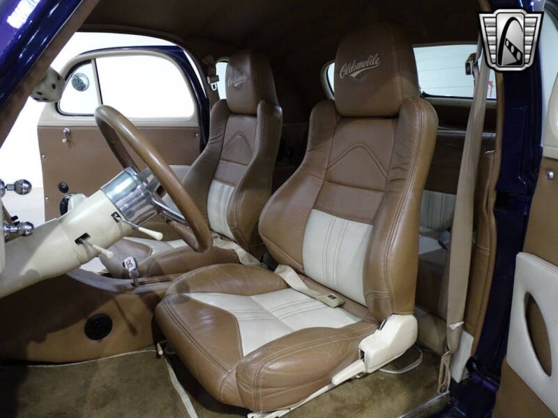 1938 Oldsmobile Cutlass