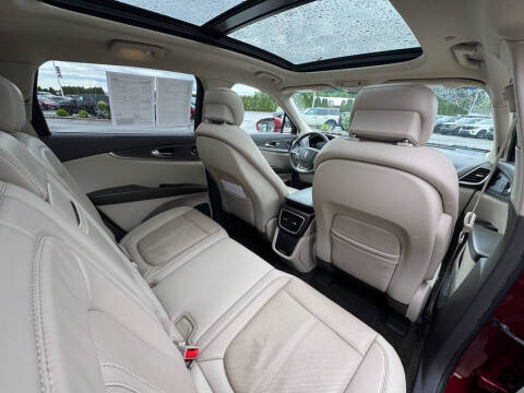 2019 Lincoln Nautilus Reserve