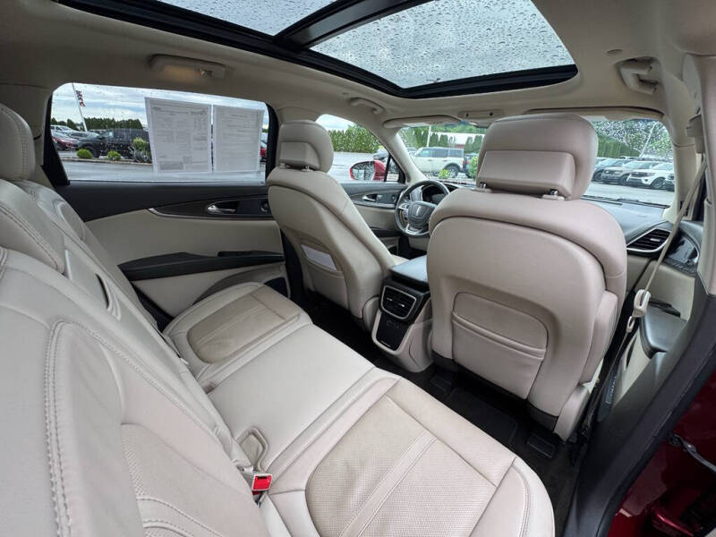 2019 Lincoln Nautilus Reserve
